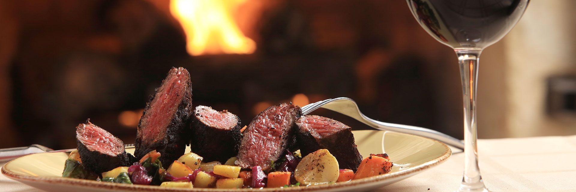 Restaurants & Outdoor Dining in Monterey, CA Spindrift Inn